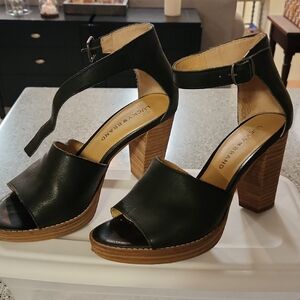 Lucky Brand Black Heeled Sandals with Chunky Heel